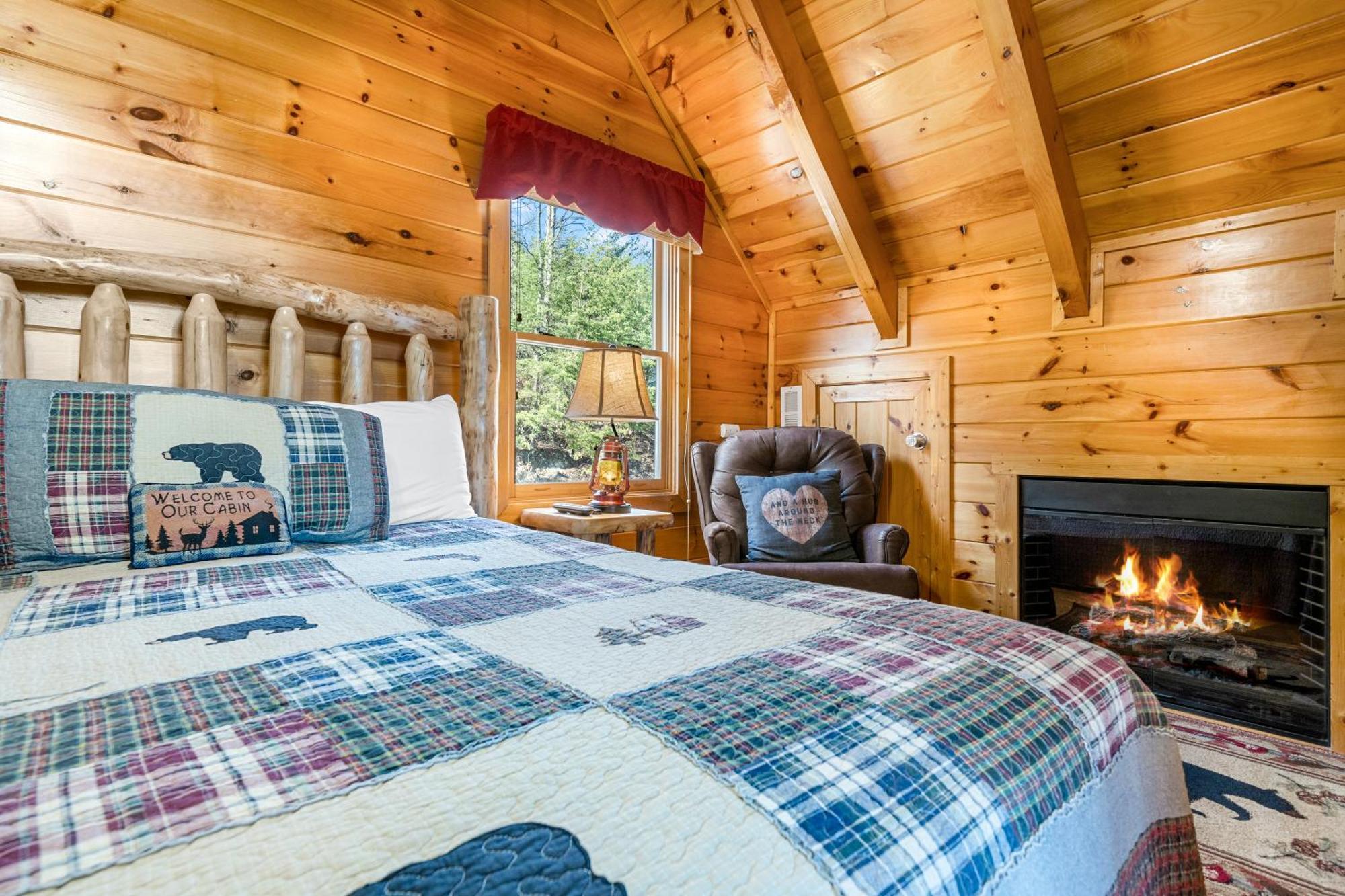 A Higher Calling, 1089 Of Free Area Attraction Tickets For Each Paid Day, Dollywood And More! Pigeon Forge Kültér fotó